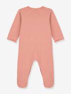 Pijama para bebé, às riscas finas, em algodão bio, da Petit Bateau rosa 