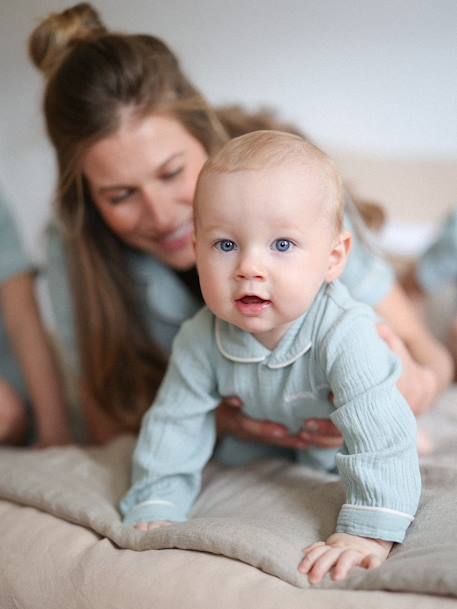 Pijama personalizável, em gaze de algodão, para bebé, Team Famille verde-salva 