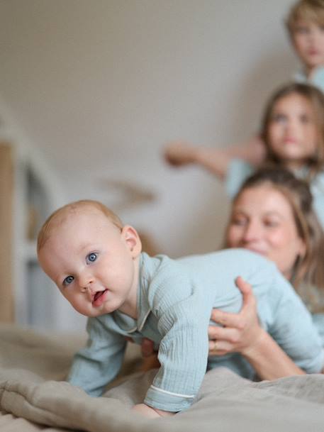 Pijama personalizável, em gaze de algodão, para bebé, Team Famille verde-salva 